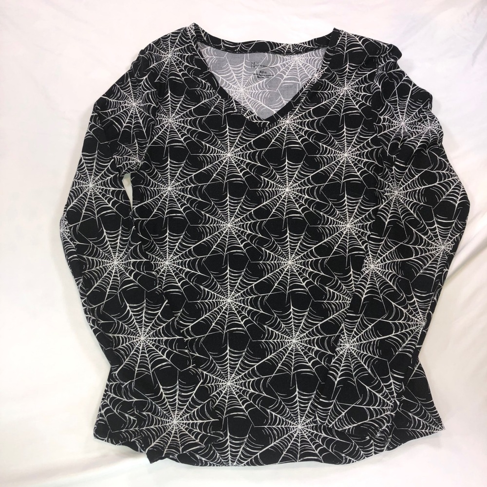 No Boundaries Womens Black Spider Web Print V-Neck Long Sleeve Top Medium 7-9